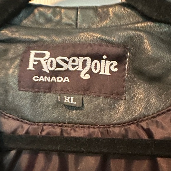 Black leather jacket, worn once size XL - Picture 2 of 4